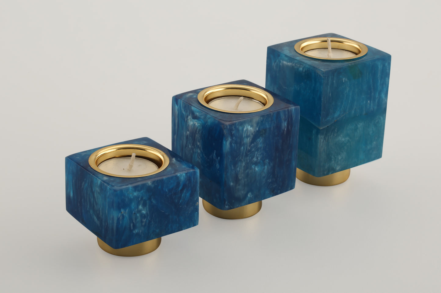 Neerja Candle Holders