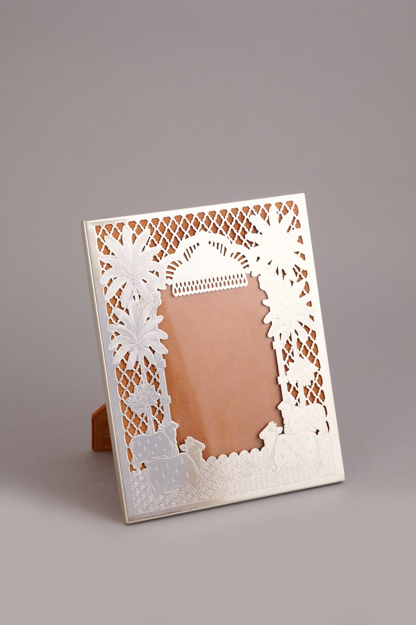 Aangan photo frame