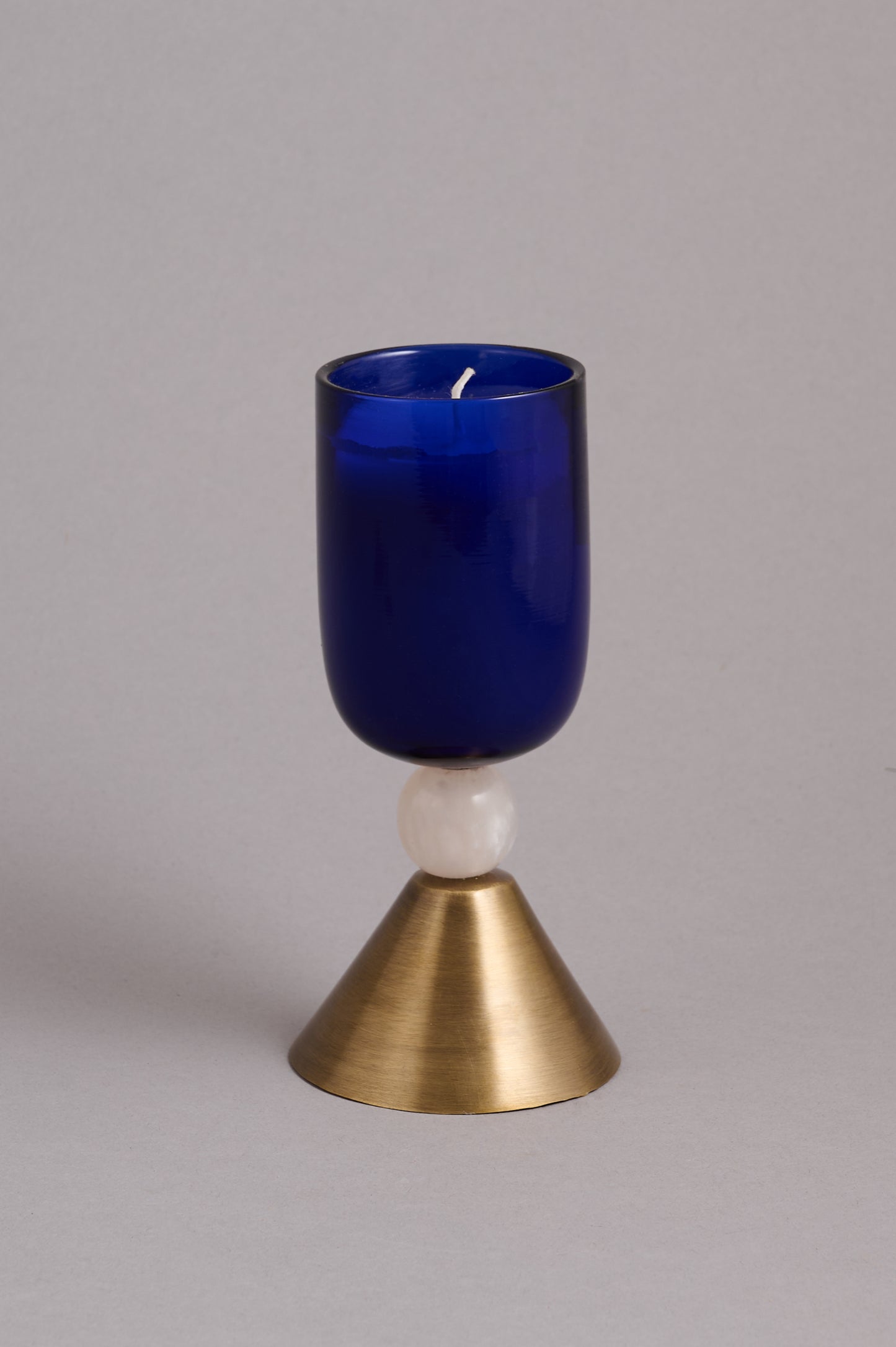 Neerav stem candle